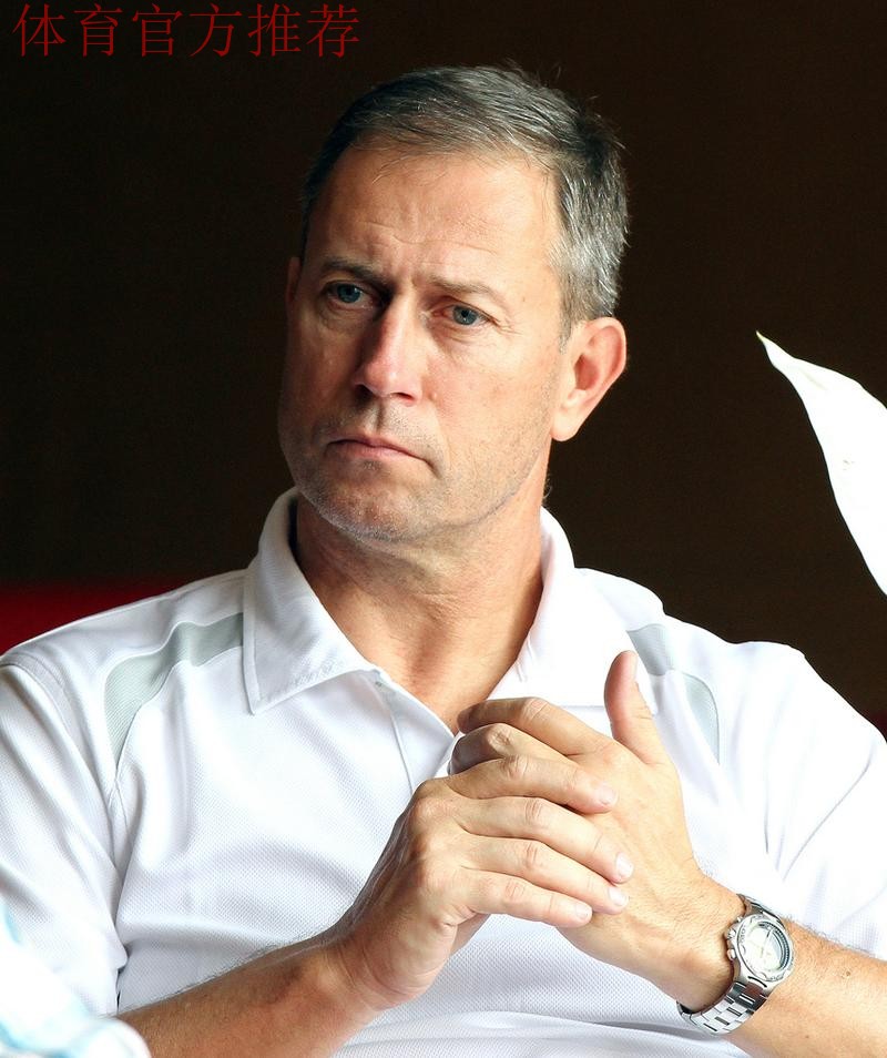 阿兰·佩兰不再担任男足国家队主教练 协会即启动新帅选聘工作